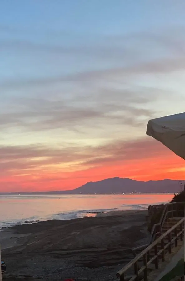 Renovated Modern Elegant Studio With Sea View Apartment Marbella
